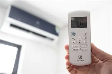 Hình ảnh người dân sử dụng điện, thiết bị điện