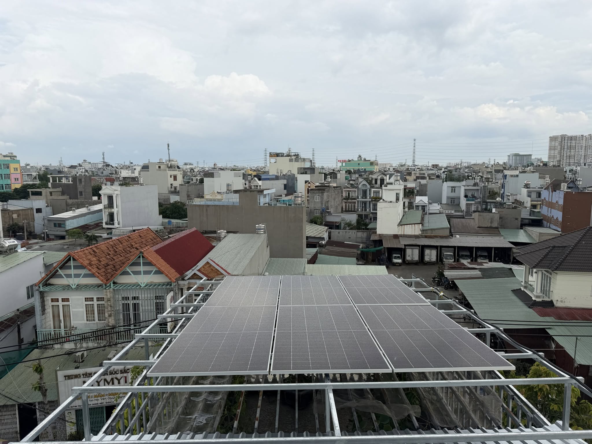 Tấm pin Astronergy 620wp - Công trình hệ 7.44kwp lưu trữ 16kwh